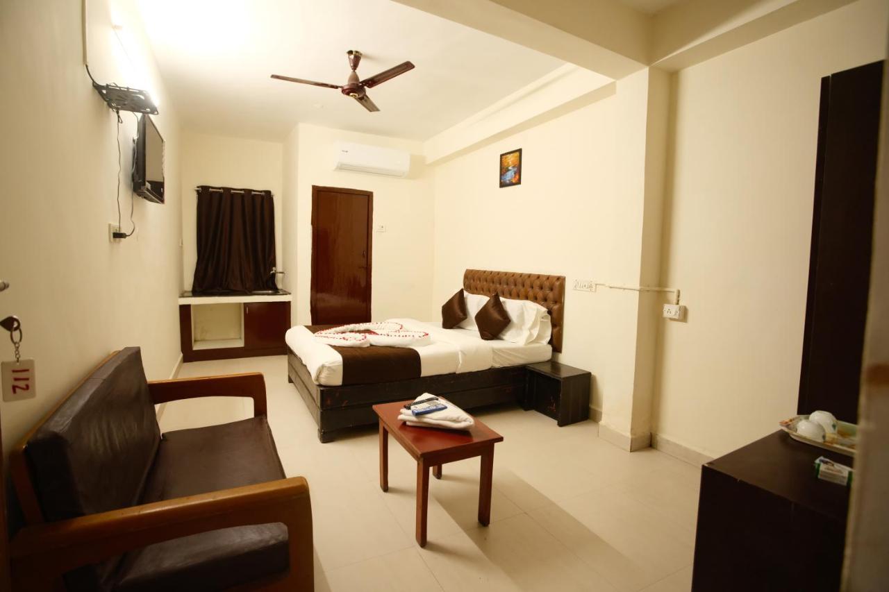 Ganesh Guest House شيناي المظهر الخارجي الصورة